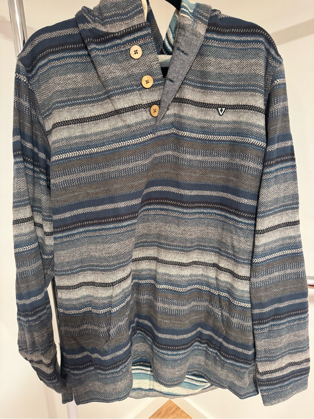 VISSLA Blue Gray Striped Casual Button Down Shirt